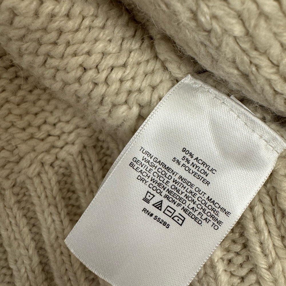 Express Cable Knit Cardigan - Picture 4 of 5